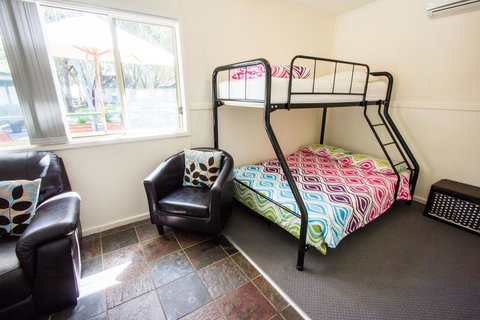 The Retreat Port Stephens - Accommodation Nelson Bay 3