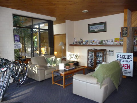 The Wine Vine Hotel - Accommodation Nelson Bay 9