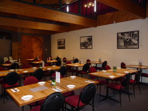 The Wine Vine Hotel - Accommodation Nelson Bay 7