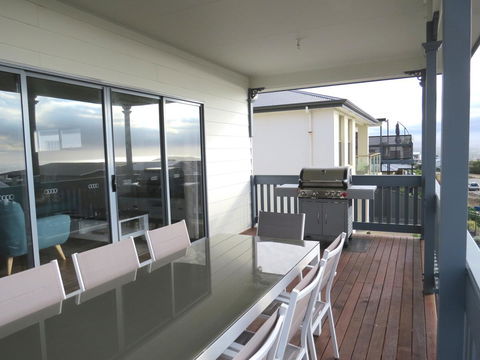 38 Wright Tce Encounter Bay - Accommodation Nelson Bay 5