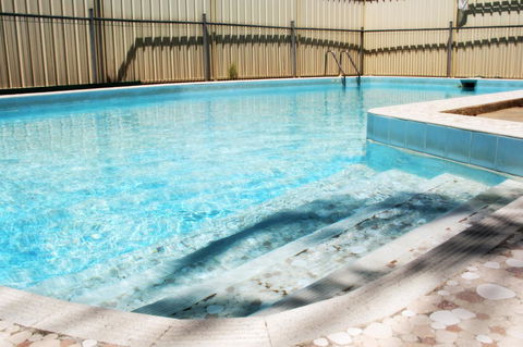 Renmark Motor Inn - Nelsons Bay Accommodation 3