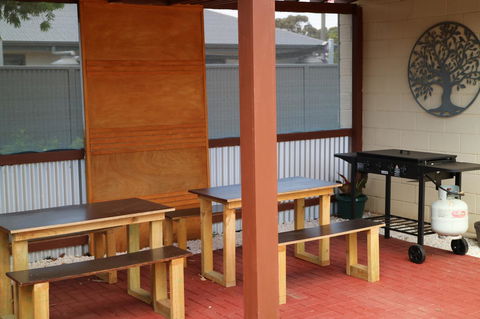 Renmark Motor Inn - Nelsons Bay Accommodation 2