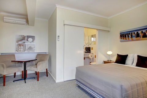 Navigators Motel & Diner - Accommodation Nelson Bay 3