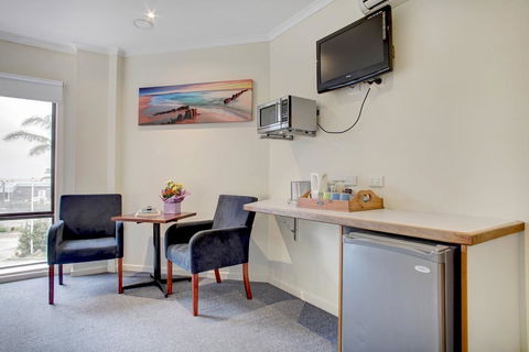 Navigators Motel & Diner - Accommodation Nelson Bay 7