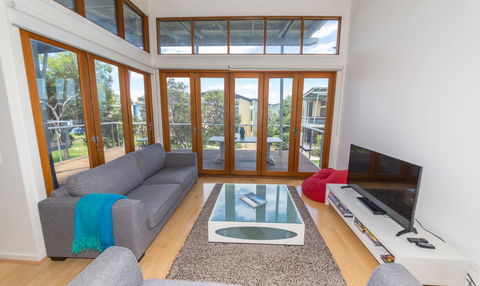 South Shores Villa 50 - Accommodation Nelson Bay 18