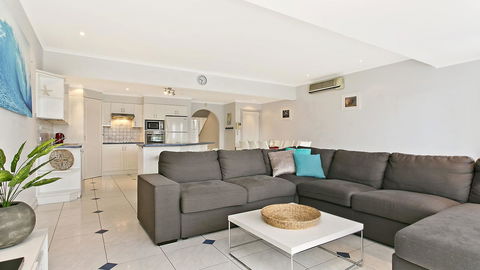 Salt Waterfront Apartment - Accommodation Nelson Bay 8