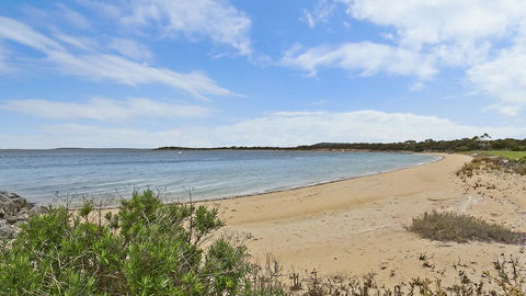 Salt Waterfront Apartment - Accommodation Nelson Bay 13