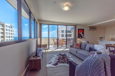 Lights Landing Penthouse - Accommodation Nelson Bay 1