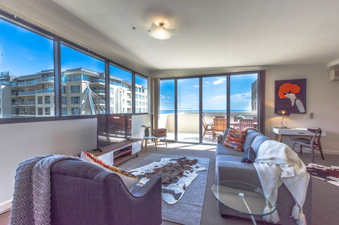 Lights Landing Penthouse - Accommodation Nelson Bay 0