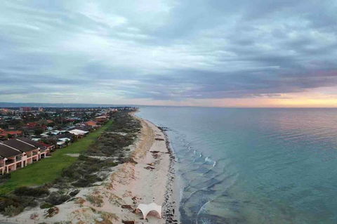 Luxurious 3 Bedroom Beachfront - Panoramic Views - Accommodation Nelson Bay 11