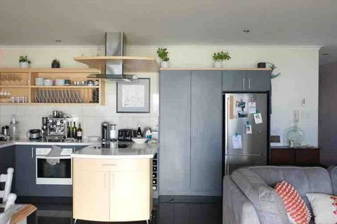 Luxurious 3 Bedroom Beachfront - Panoramic Views - Accommodation Nelson Bay 2
