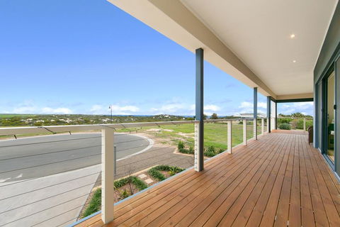 Gizmos Retreat - Accommodation Nelson Bay 4