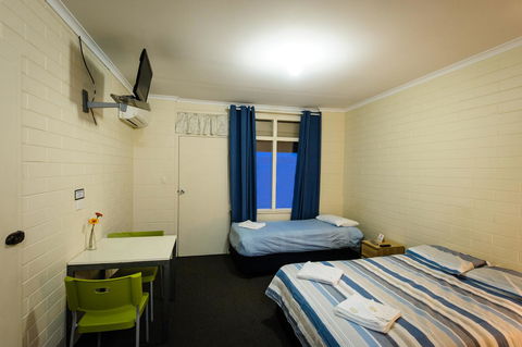 The Anglers Inn - Accommodation Nelson Bay 9