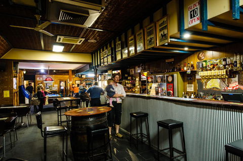 The Anglers Inn - Accommodation Nelson Bay 2