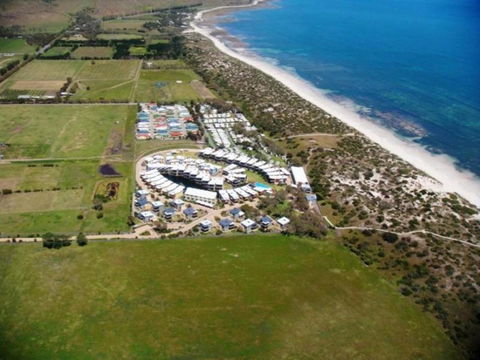 South Shores Trevally Villa 92 - South Shores Normanville - Accommodation Nelson Bay 3