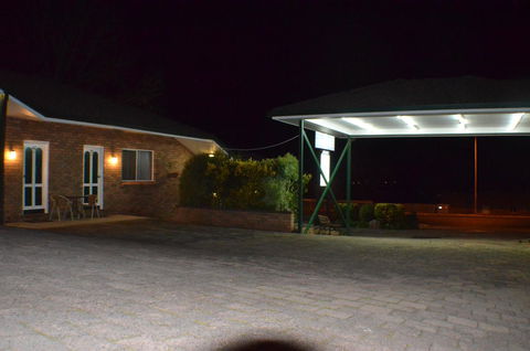 Deer Park Motor Inn Armidale - Accommodation Nelson Bay 17