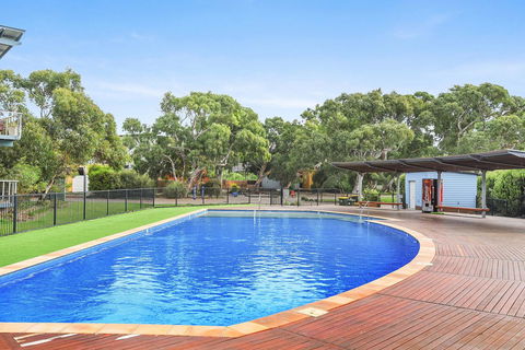 Villa 53 South Shores - Normanville S14 - Accommodation Nelson Bay 9