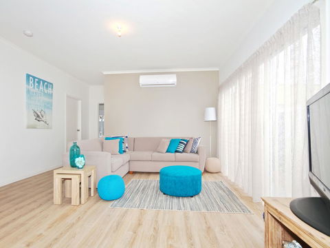 Seas The Day - Accommodation Nelson Bay 7