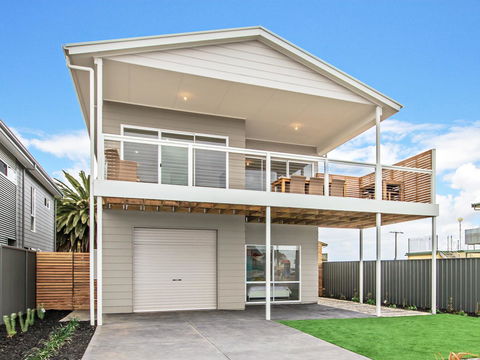 Seas The Day - Accommodation Nelson Bay 0