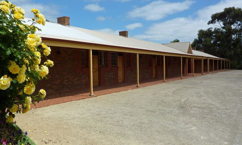 Coonawarra Place Motor Inn - Nelsons Bay Accommodation 21