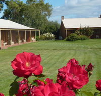 Coonawarra Units - Accommodation Nelson Bay