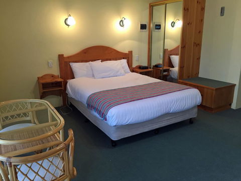 Coonawarra Place Motor Inn - Nelsons Bay Accommodation 23