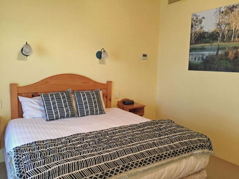 Coonawarra Place Motor Inn - Nelsons Bay Accommodation 34
