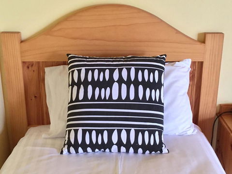 Coonawarra Place Motor Inn - Nelsons Bay Accommodation 37