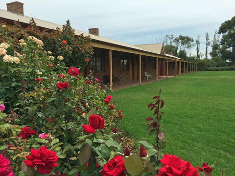 Coonawarra Place Motor Inn - Nelsons Bay Accommodation 26