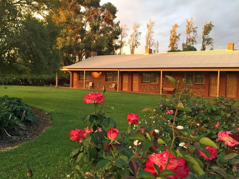 Coonawarra Place Motor Inn - Nelsons Bay Accommodation 38