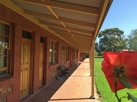 Coonawarra Place Motor Inn - Nelsons Bay Accommodation 33