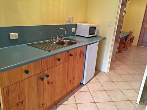 Coonawarra Place Motor Inn - Nelsons Bay Accommodation 39