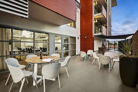 Quest Griffith - Nelsons Bay Accommodation 8