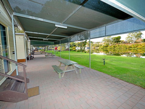 Echo Holiday Parks - Renmark - Nelsons Bay Accommodation 22