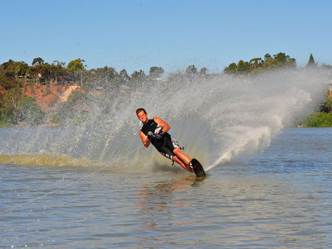 Echo Holiday Parks - Renmark - Nelsons Bay Accommodation 6