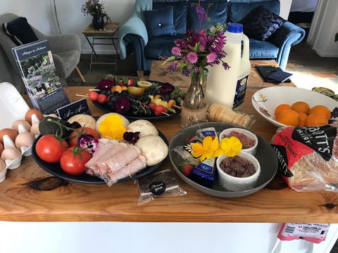 Adagio In Auburn - Nelsons Bay Accommodation 1