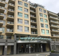 Glenelg Holiday Apartments-Pier - Accommodation Nelson Bay