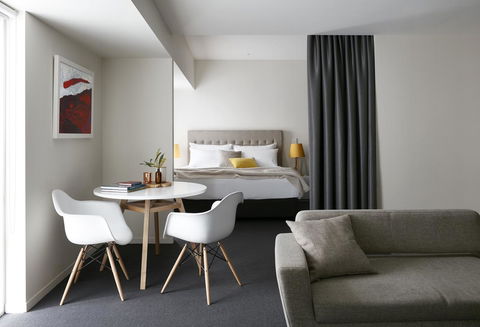 Art Series - The Watson - Accommodation Nelson Bay 17