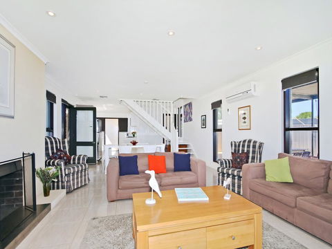 Pearl By The Sea - Accommodation Nelson Bay 5