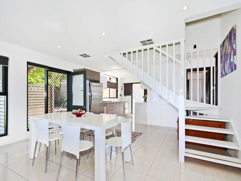 Pearl By The Sea - Accommodation Nelson Bay 2