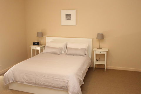 The Lighthouse - Beachfront Accommodation - Nelsons Bay Accommodation 8