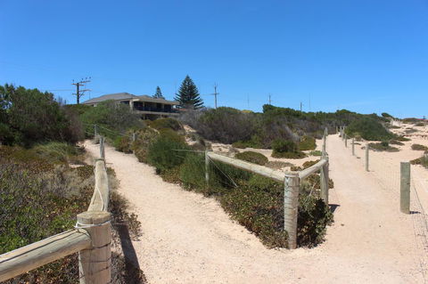 The Lighthouse - Beachfront Accommodation - Nelsons Bay Accommodation 11