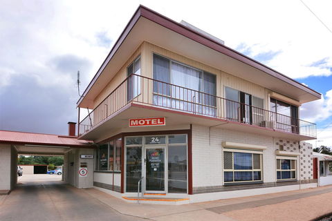 Motel Poinsettia - Accommodation Nelson Bay 13