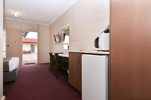 Motel Poinsettia - Accommodation Nelson Bay 27