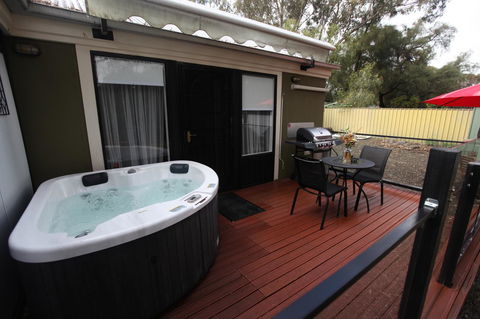 One Tree Bed And Breakfast - Nelsons Bay Accommodation 13