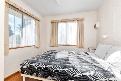 Gawler Caravan Park - Nelsons Bay Accommodation 9