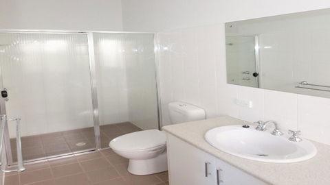 Golfers Paradise (18th Tee) - 52 Huntingdale Drive - Accommodation Nelson Bay 2