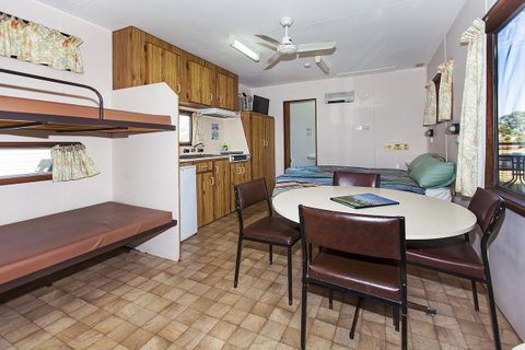 Echo Holiday Parks - Naracoorte - Accommodation Nelson Bay 1