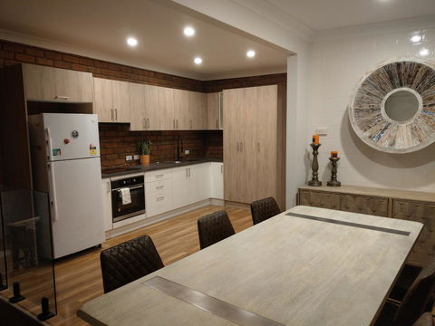 Desert Gum Underground Experience - Accommodation Nelson Bay 2