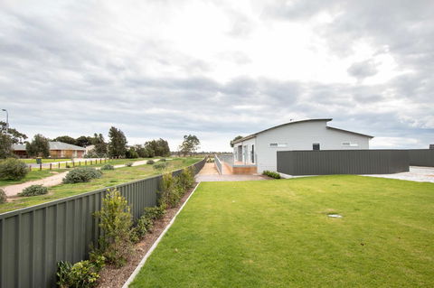 Wellington Lake Retreat - Accommodation Nelson Bay 19